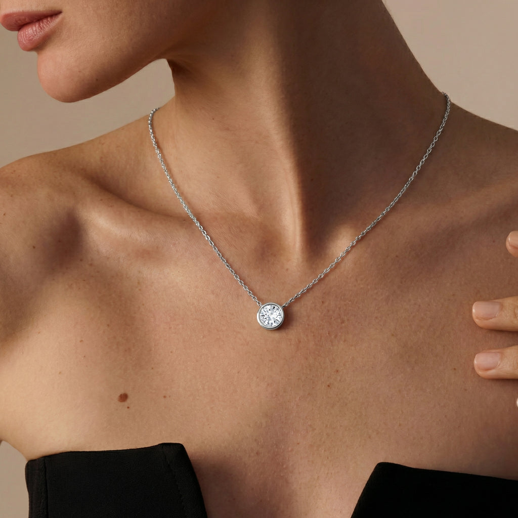 "Halo" solitaire pendant necklace