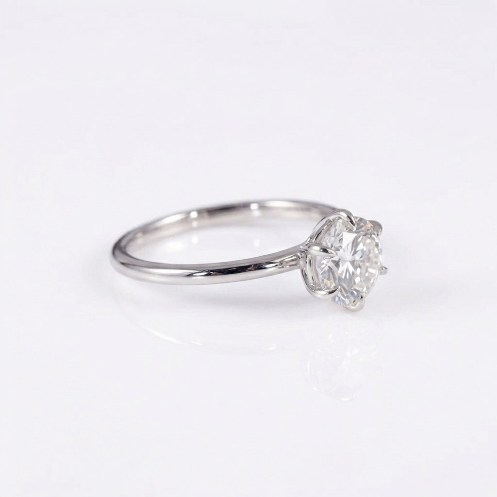 "Orb" round cut ring