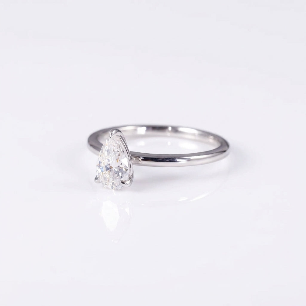 "Tear" pear cut ring