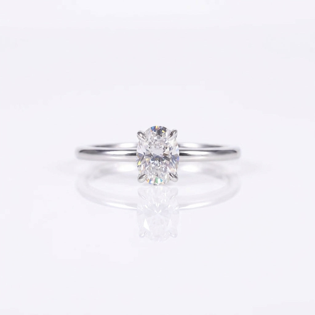 "Lens" oval cut ring